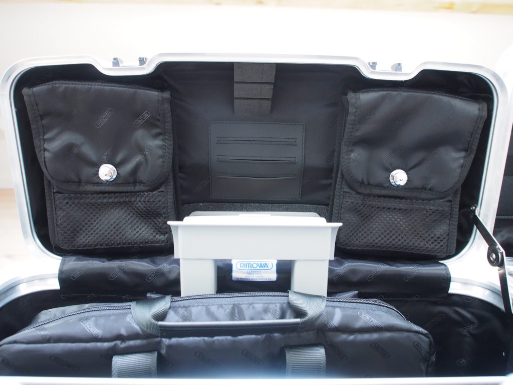 Rimowa Pilot compartments