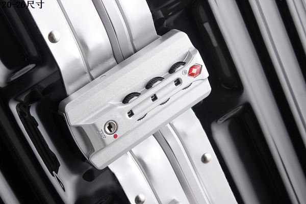 Lock from fake Rimowa