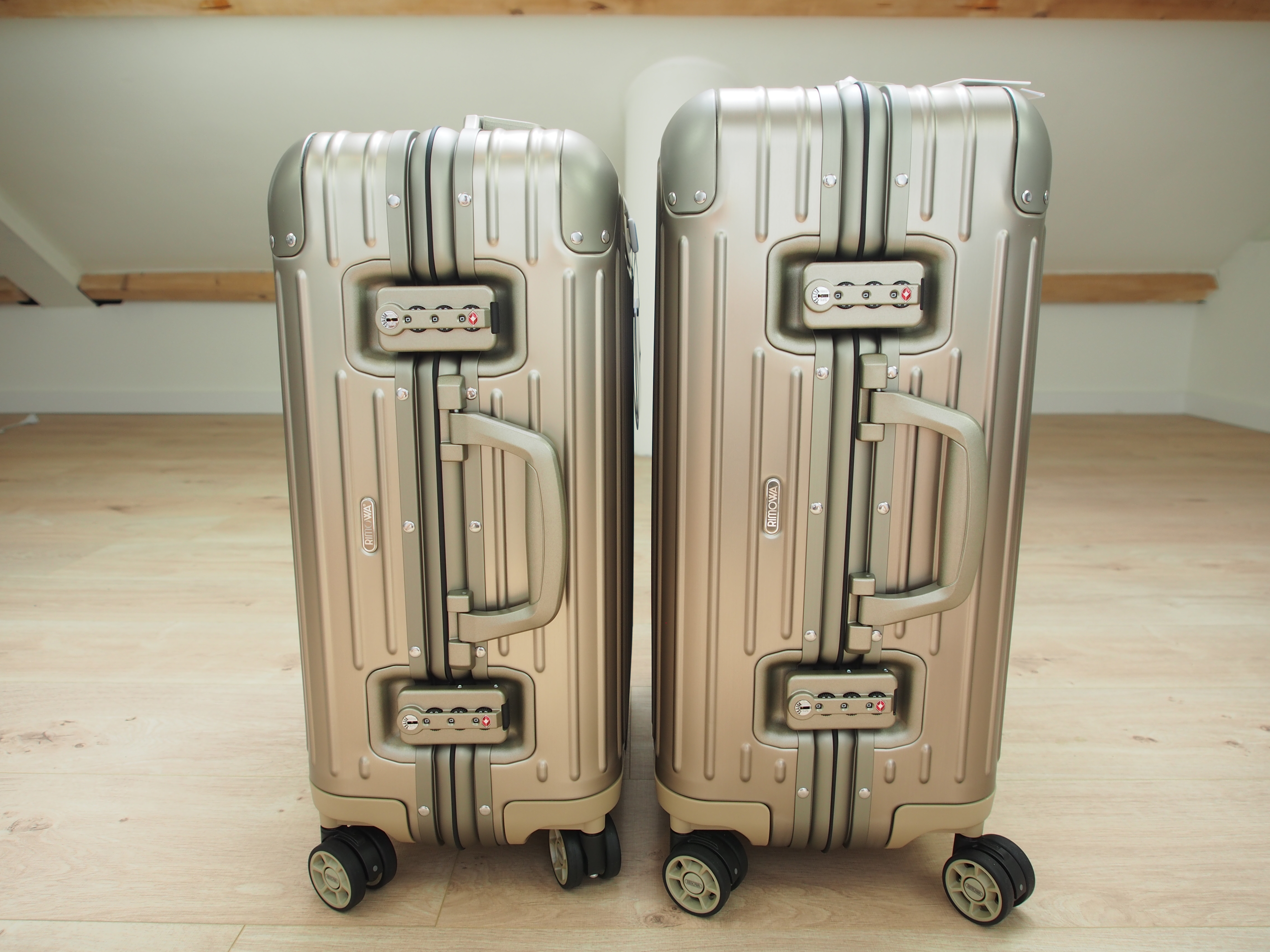 rimowa titanium carry on