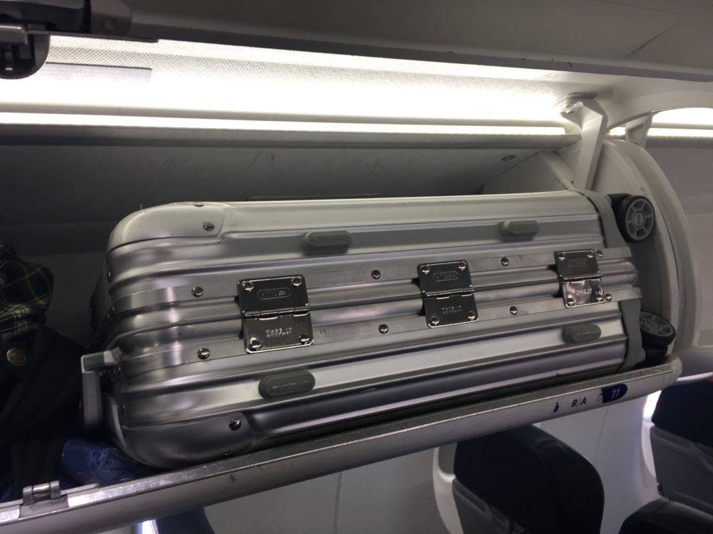 RimowaOverheadCompartment3