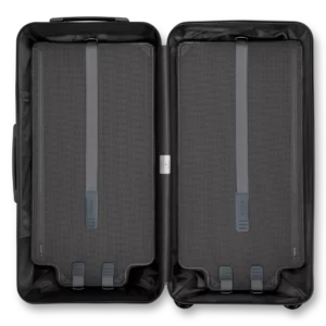 Rimowa Essential Trunk interior