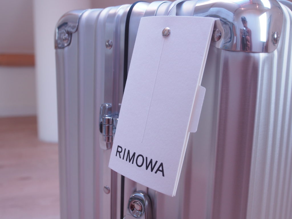 Banananina Product Review: Rimowa Classic Cabin Aluminium Carry On Suitcase  Silver 