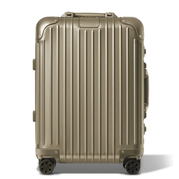 Rimowa size  Rimowa, Good things, 10 things