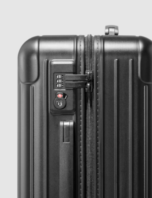 TSA-Lock on the Rimowa Sleeve Cabin