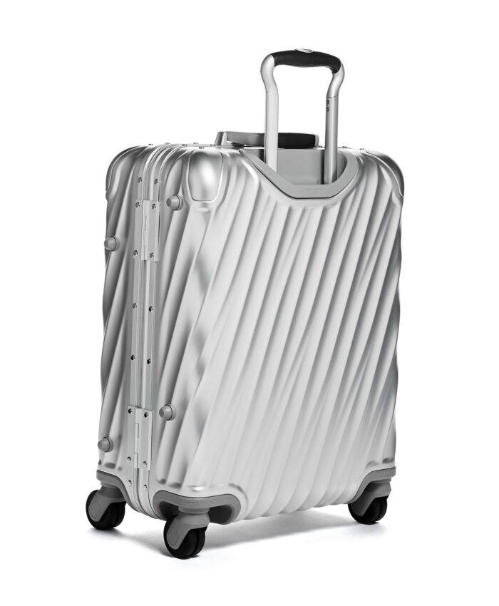 Tumi 19 DEGREE ALUMINUM Continental Carry-On - Tumi vs Rimowa