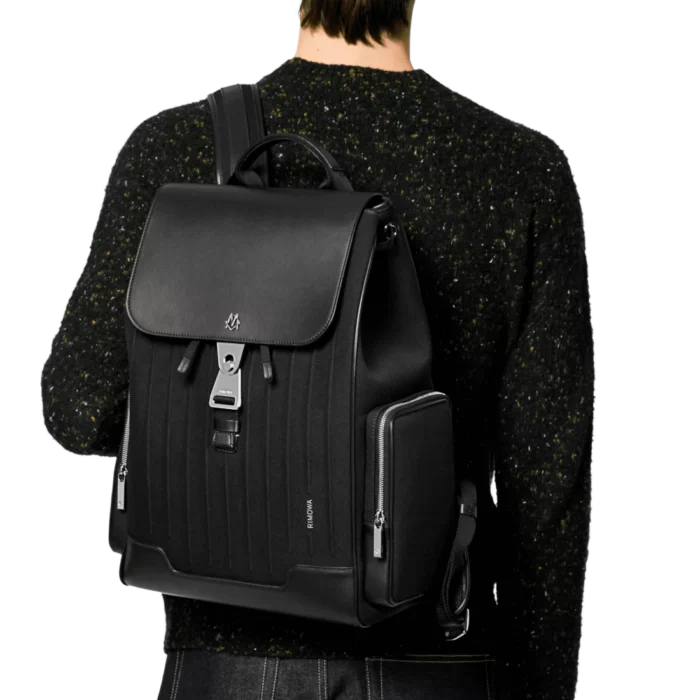 Never Still FLAP BACKPACK LARGE Black